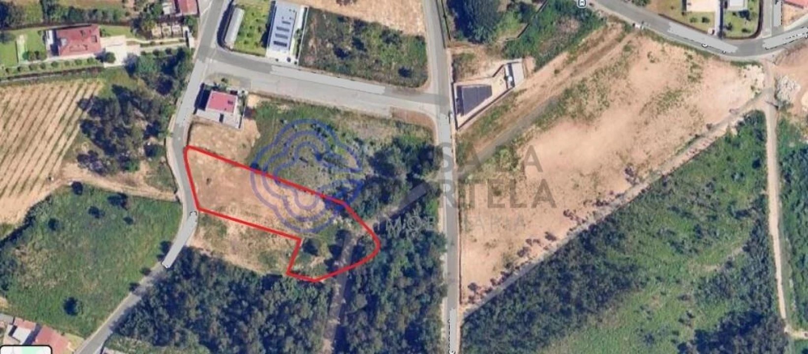 Terreno para Venda em São Miguel do Souto e Mosteirô Foto 18