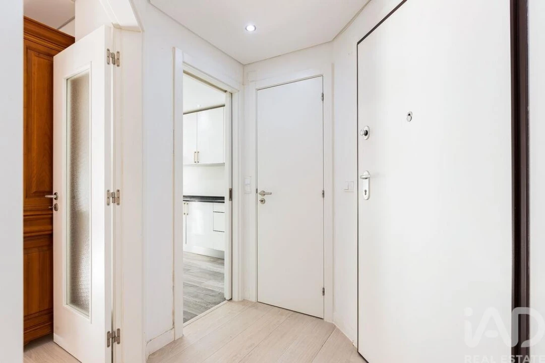 Apartamento T3 para Venda em Seixal, Arrentela e Aldeia de Paio Pires Foto 2