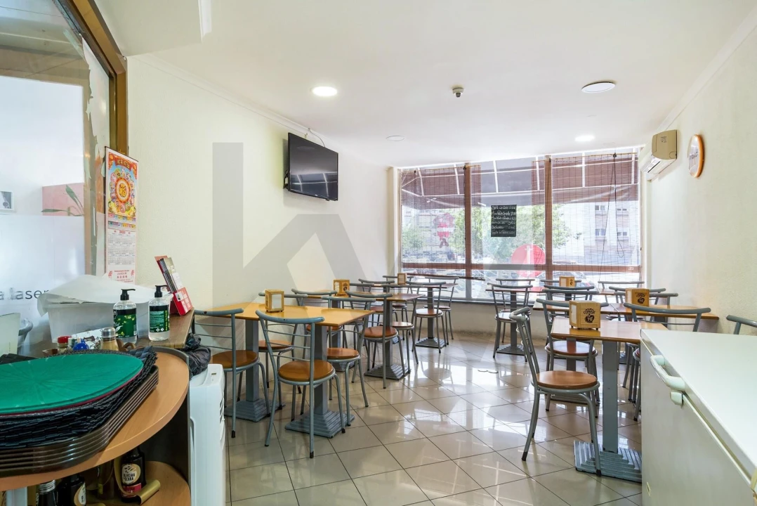 Loja para Trespasse em Algés, Linda-A-Velha e Cruz Quebrada-Dafundo Foto 9