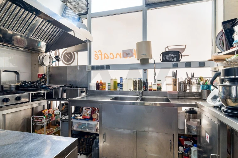 Loja para Trespasse em Algés, Linda-A-Velha e Cruz Quebrada-Dafundo Foto 4