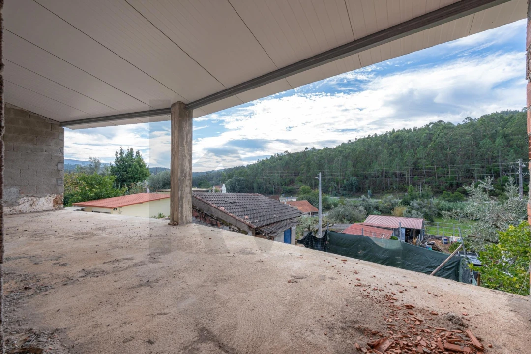 Moradia T3 para Venda em Semide e Rio Vide Foto 2