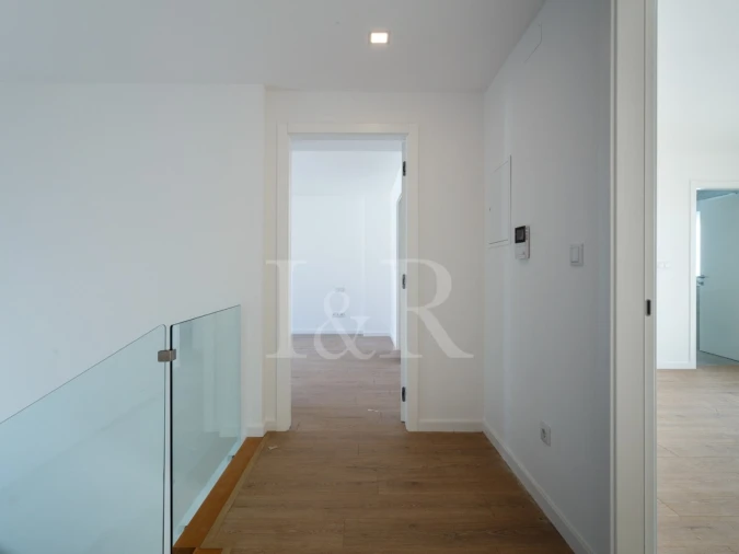 Moradia T4 para Venda em Alcabideche Foto 23