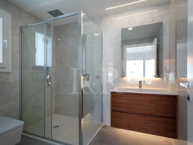 Moradia T4 para Venda em Alcabideche Foto 29