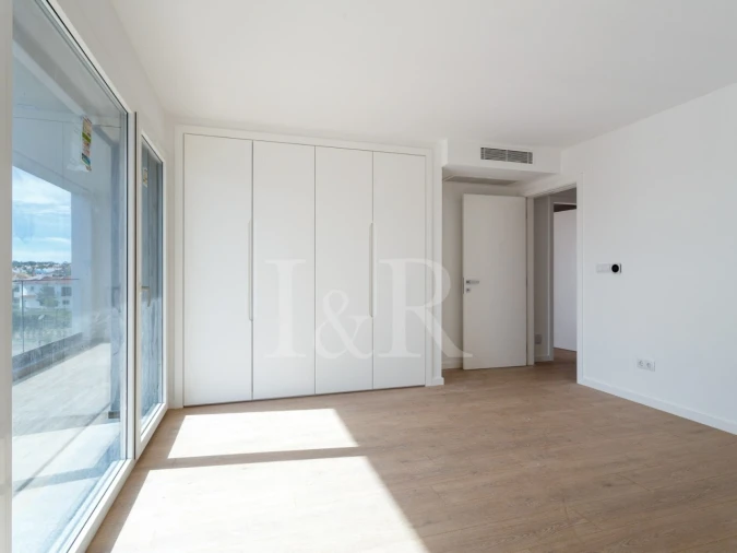 Moradia T4 para Venda em Alcabideche Foto 38