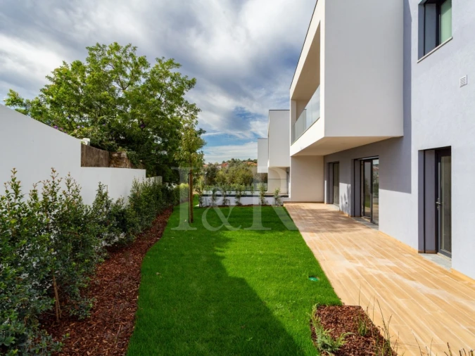 Moradia T4 para Venda em Alcabideche Foto 15