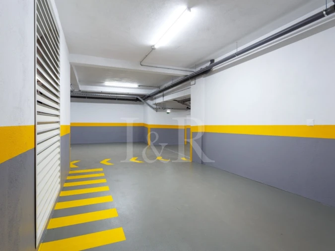 Moradia T4 para Venda em Alcabideche Foto 45