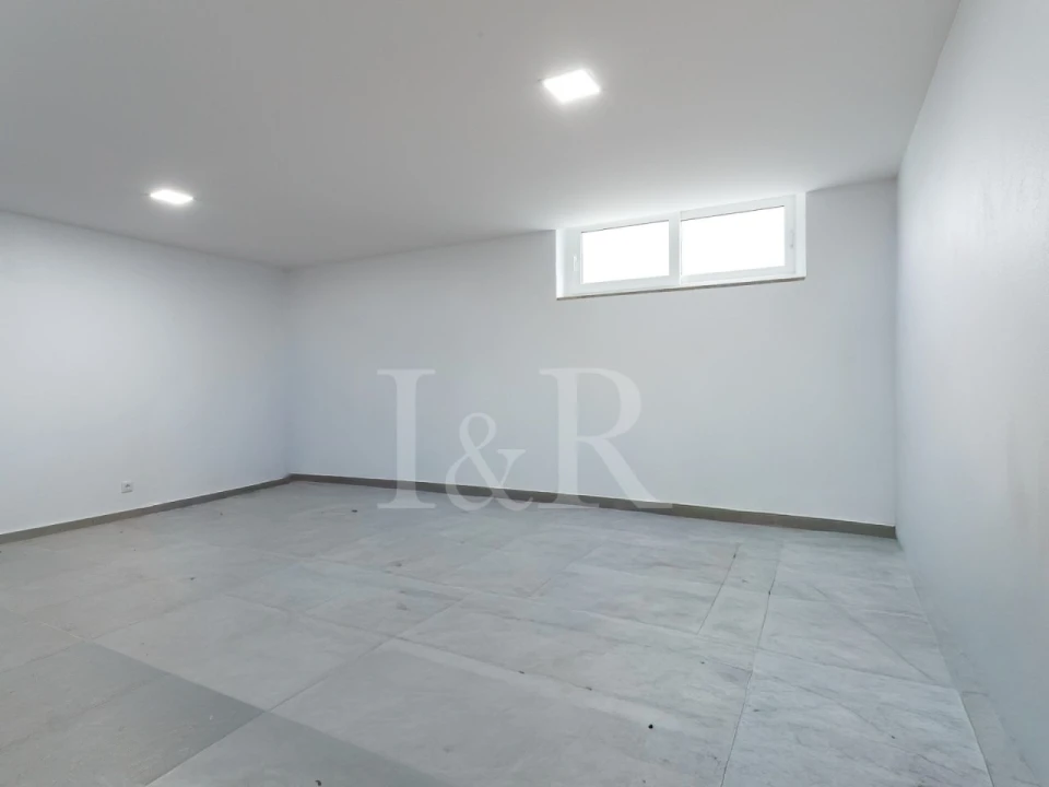 Moradia T4 para Venda em Alcabideche Foto 41