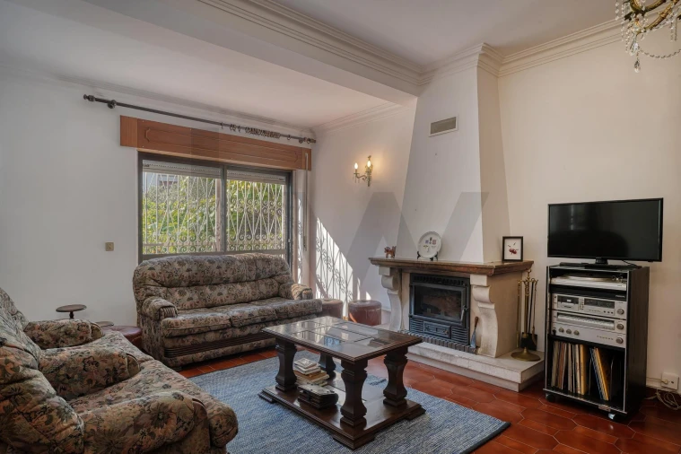 Moradia T4 para Venda em Carcavelos e Parede Foto 11