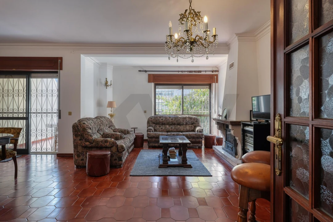 Moradia T4 para Venda em Carcavelos e Parede Foto 12