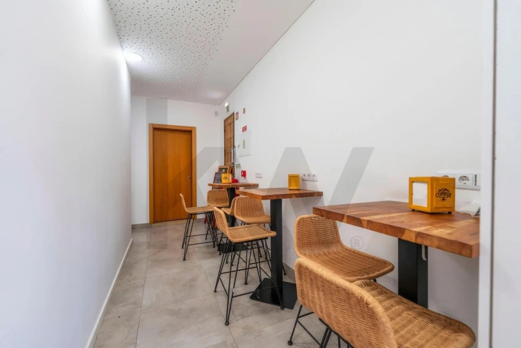 Negócio para Venda em Quarteira Foto 18