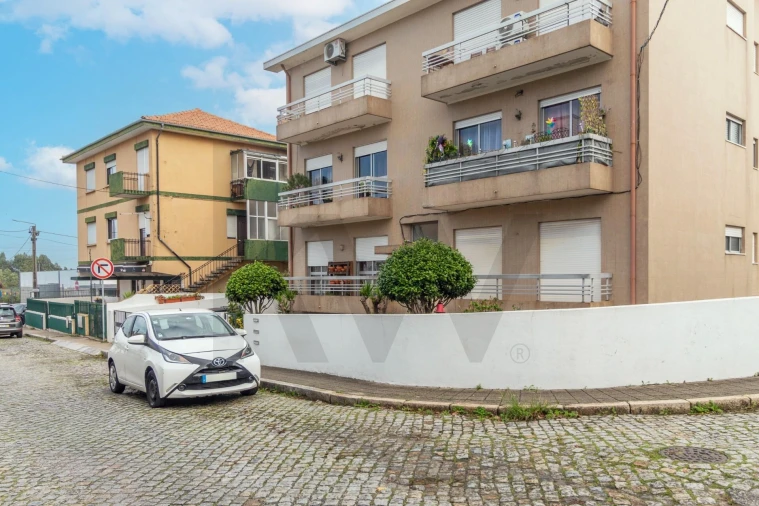 Apartamento T2 para Venda em Aguas Santas Foto 26