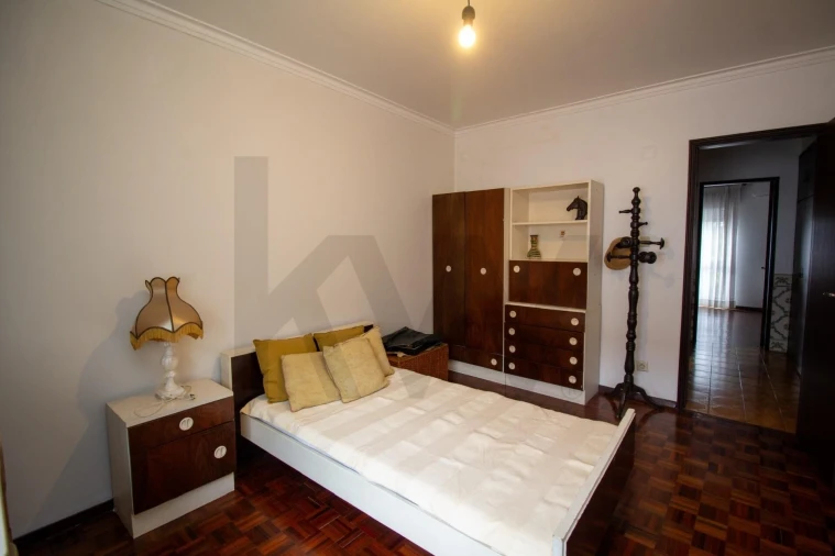 Apartamento T3 para Arrendamento em Almeirim Foto 12
