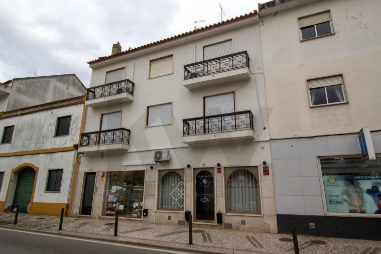 Apartamento T3 para Arrendamento em Almeirim Foto 1