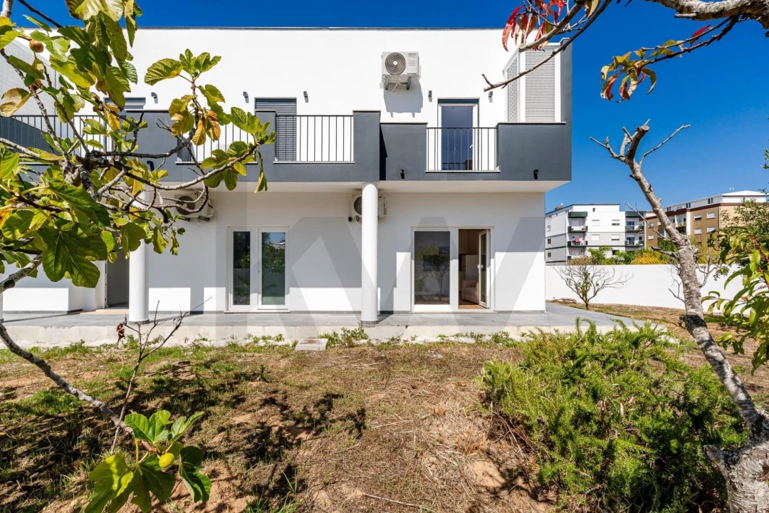 Prédio para Venda em Leiria, Pousos, Barreira e Cortes Foto 2