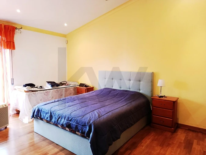 Moradia T3 para Venda em Lajes Foto 12