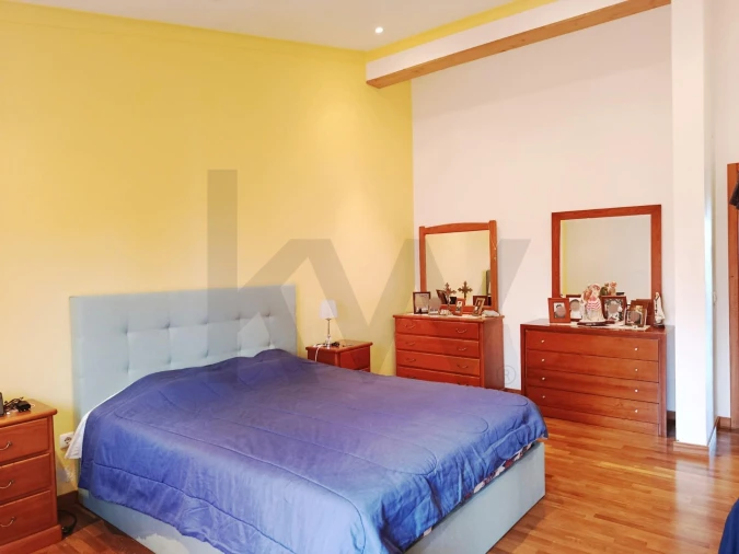 Moradia T3 para Venda em Lajes Foto 11