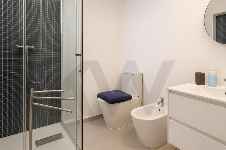 Apartamento T2 para Arrendamento em Santa Maria Maior Foto 9