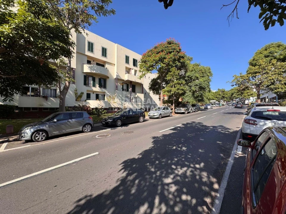 Apartamento T3 para Venda em Santo Antonio Foto 57