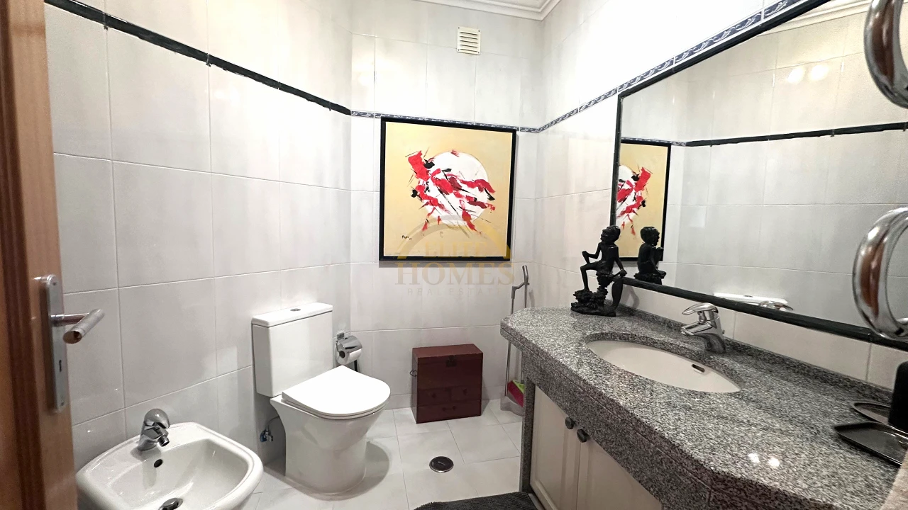 Apartamento T3 para Venda em Algés, Linda-A-Velha e Cruz Quebrada-Dafundo Foto 20