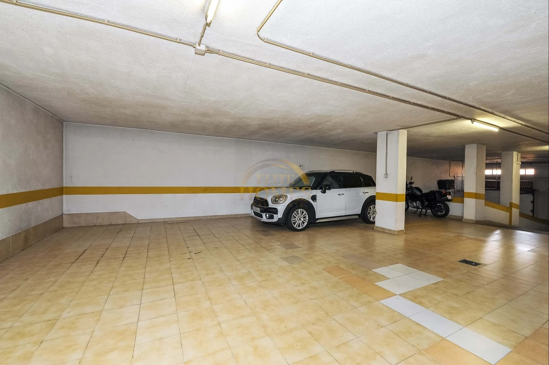 Apartamento T3 para Venda em Algés, Linda-A-Velha e Cruz Quebrada-Dafundo Foto 37