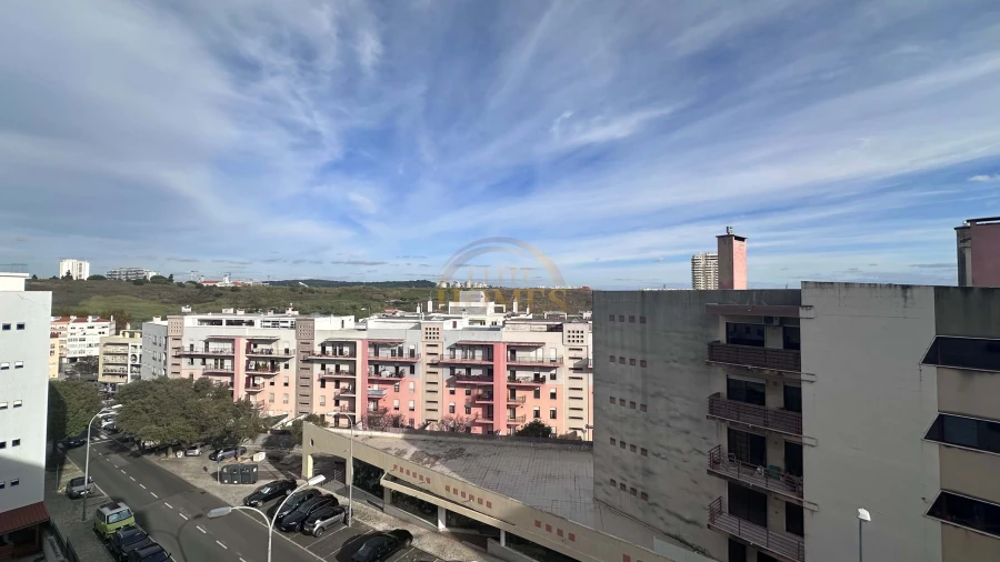 Apartamento T3 para Venda em Algés, Linda-A-Velha e Cruz Quebrada-Dafundo Foto 36