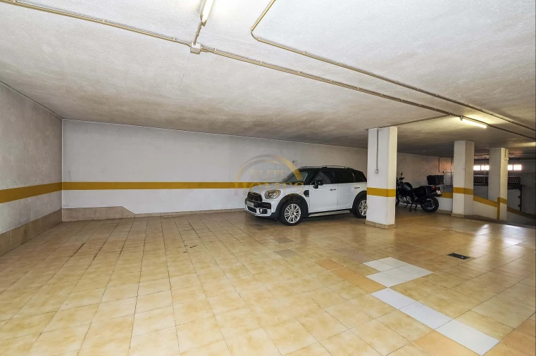 Apartamento T3 para Venda em Algés, Linda-A-Velha e Cruz Quebrada-Dafundo Foto 37