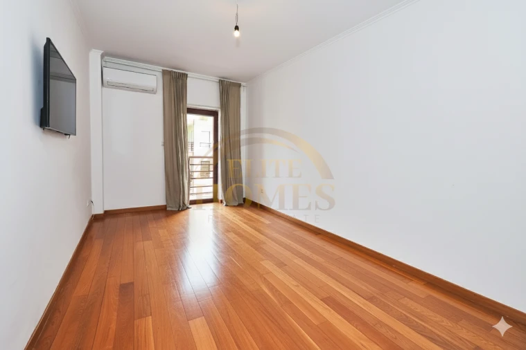 Apartamento T3 para Venda em Algés, Linda-A-Velha e Cruz Quebrada-Dafundo Foto 26