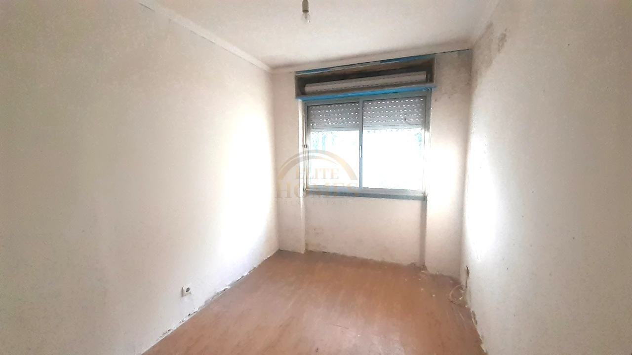 Apartamento T2 para Venda em Benfica Foto 29