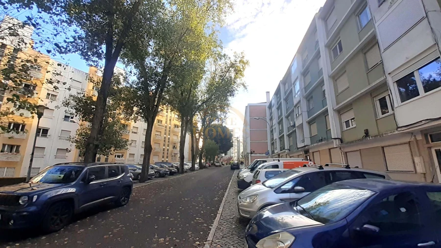 Apartamento T2 para Venda em Benfica Foto 21