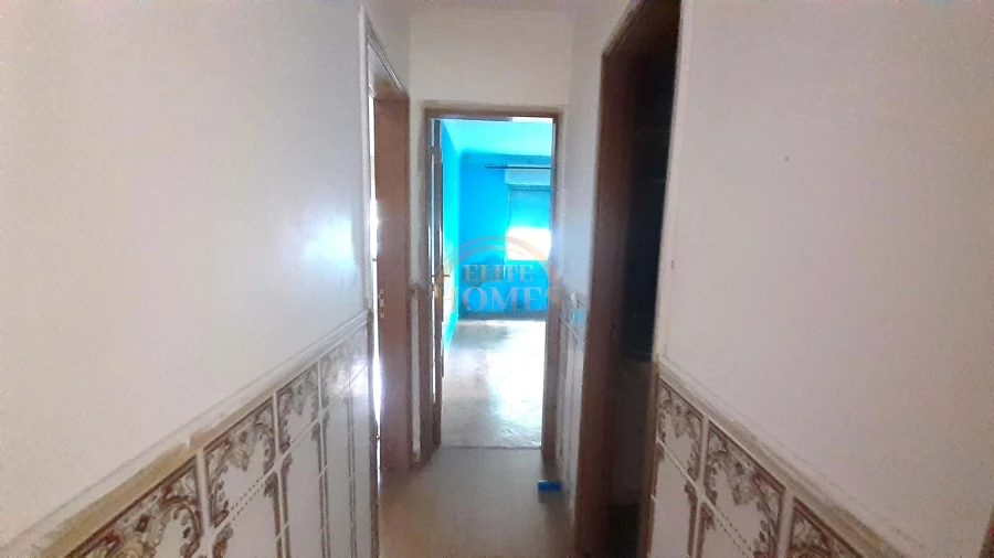 Apartamento T2 para Venda em Benfica Foto 10