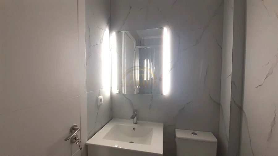 Apartamento T2 para Venda em Benfica Foto 19