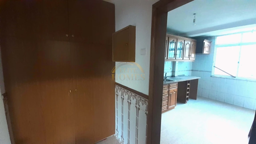 Apartamento T2 para Venda em Benfica Foto 12