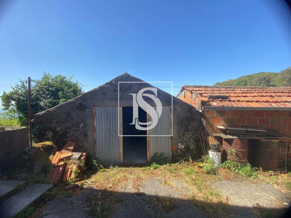 Moradia T1 para Venda em Caparrosa e Silvares Foto 11