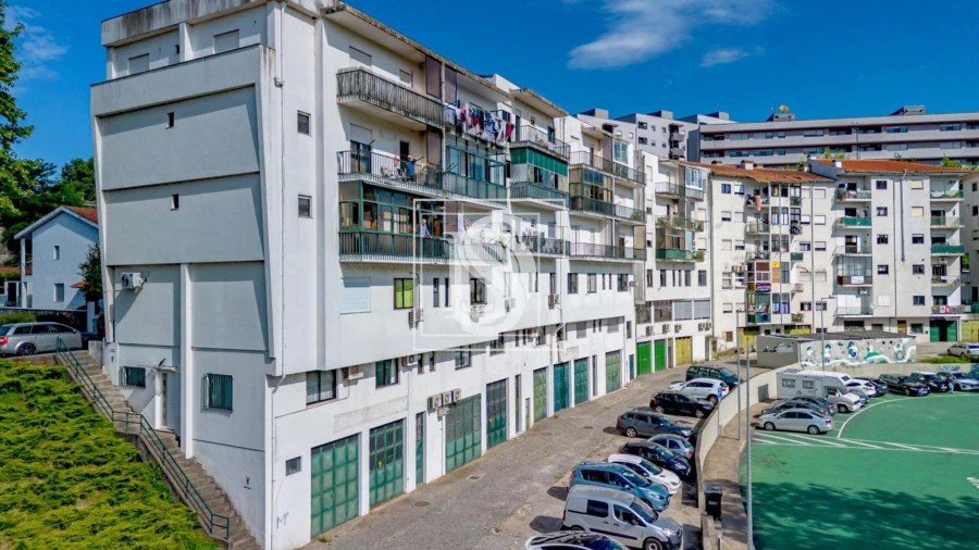 Apartamento T2 para Venda em Amarante (São Gonçalo), Madalena, Cepelos e Gatão Foto 1