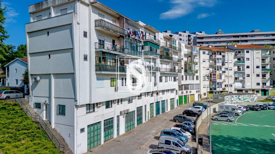 Apartamento T2 para Venda em Amarante (São Gonçalo), Madalena, Cepelos e Gatão Foto 1