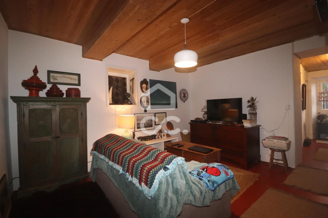 Moradia T6 para Venda em Fenais da Ajuda Foto 15