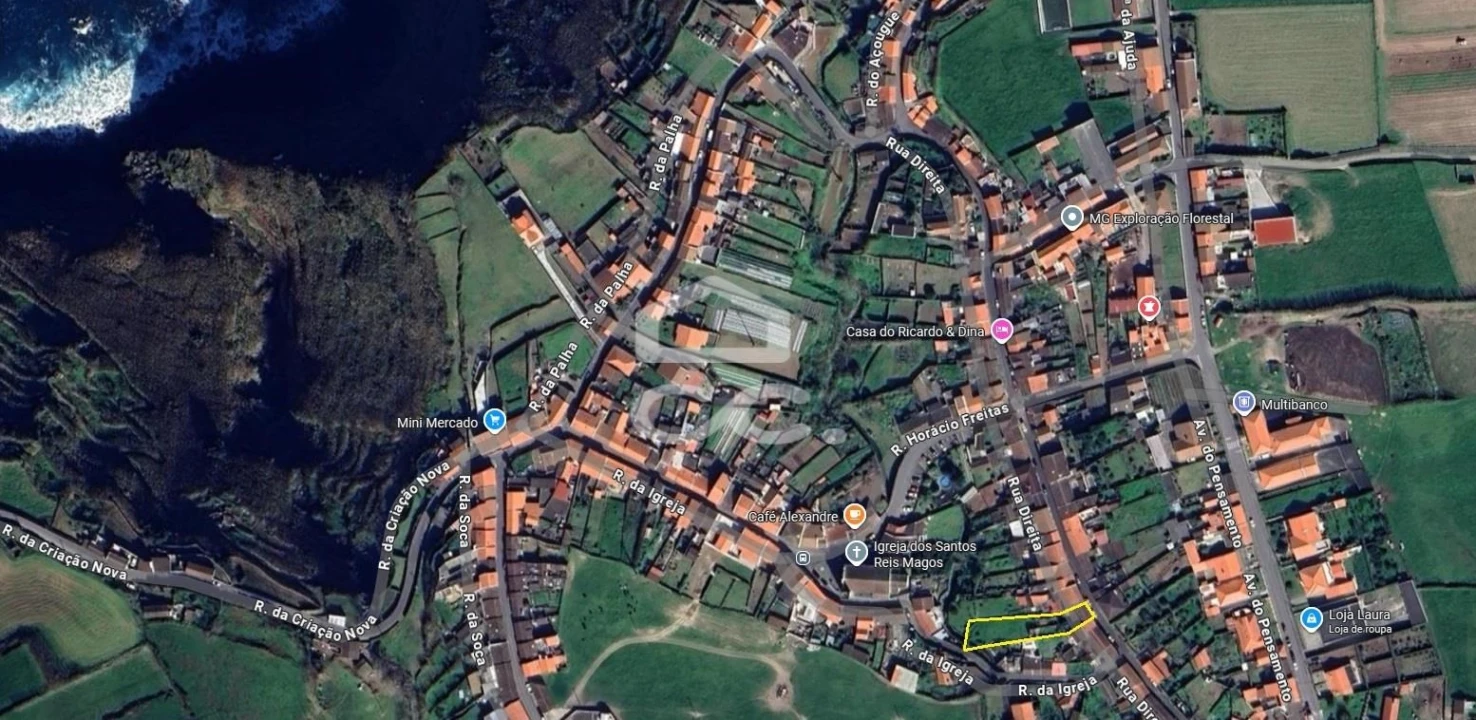 Moradia T6 para Venda em Fenais da Ajuda Foto 36