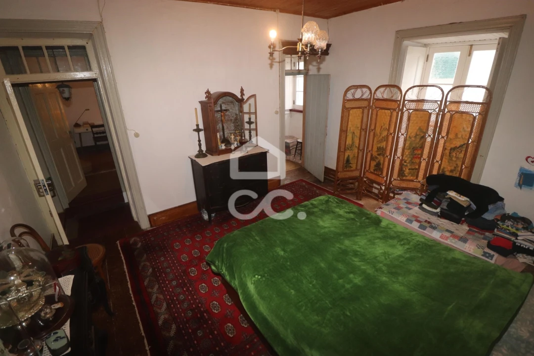 Moradia T6 para Venda em Fenais da Ajuda Foto 17