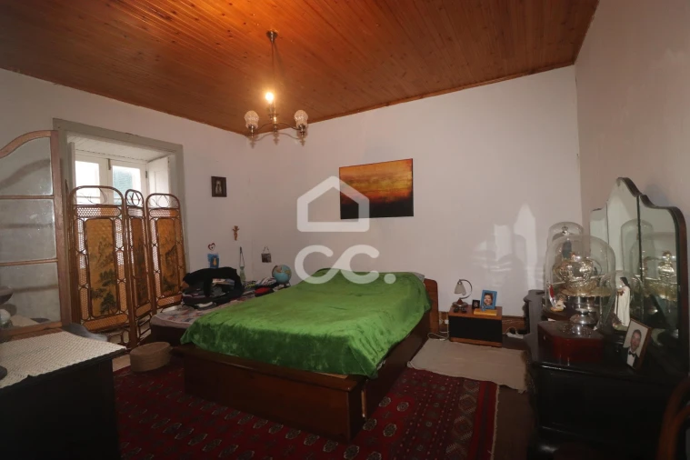 Moradia T6 para Venda em Fenais da Ajuda Foto 16