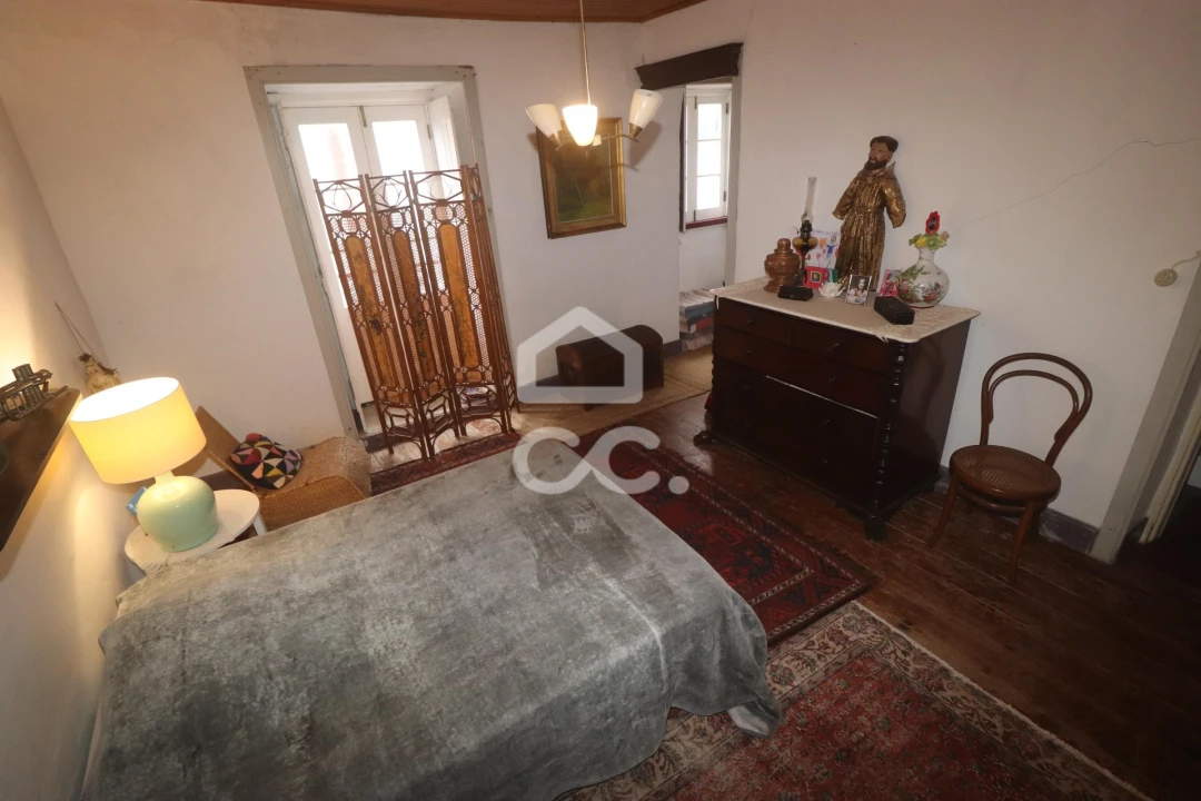 Moradia T6 para Venda em Fenais da Ajuda Foto 21