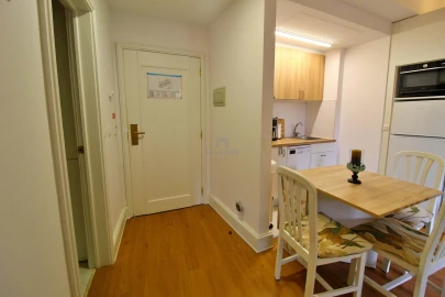 Apartamento T1 para Venda em São Martinho