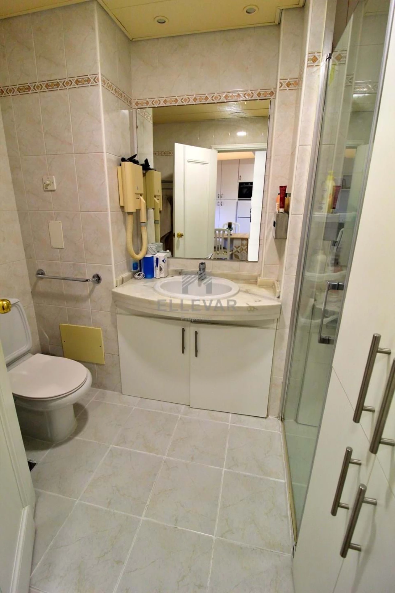 Apartamento T1 para Venda em São Martinho Foto 16