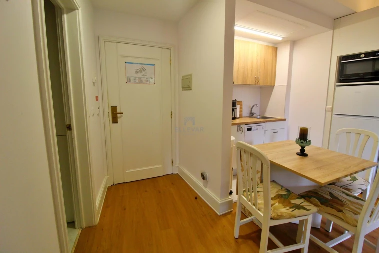 Apartamento T1 para Venda em São Martinho Foto 15