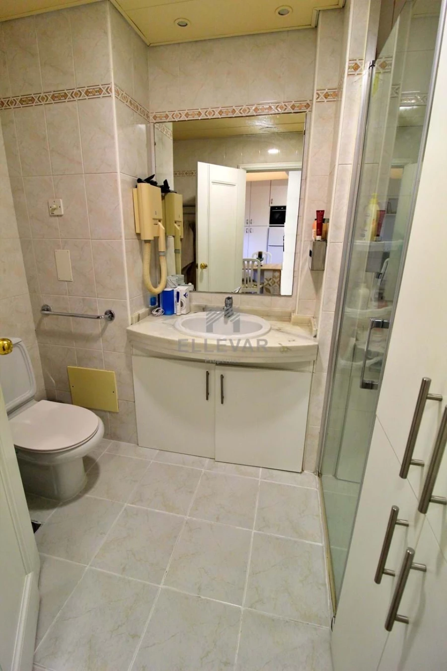 Apartamento T1 para Venda em São Martinho Foto 16