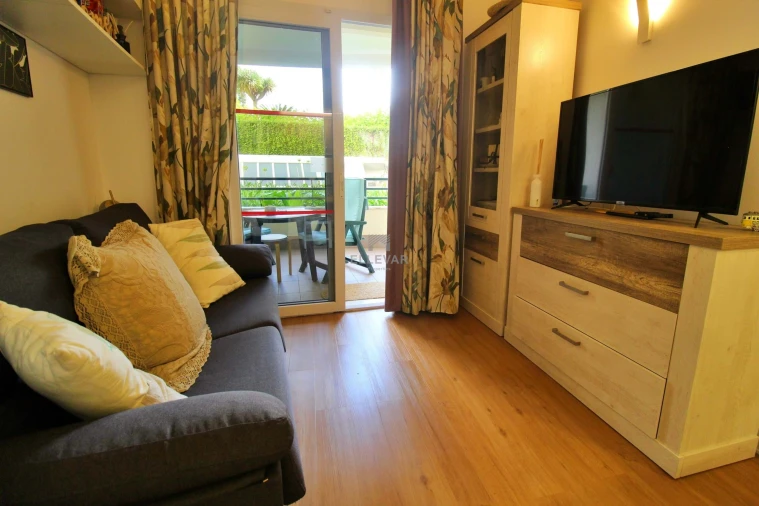 Apartamento T1 para Venda em São Martinho Foto 13