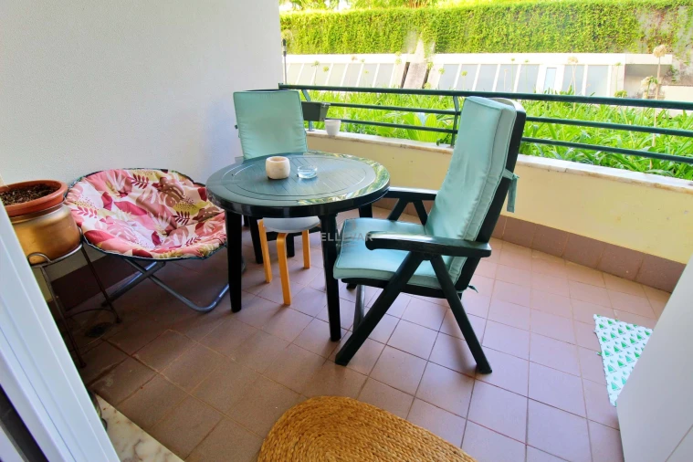 Apartamento T1 para Venda em São Martinho Foto 7