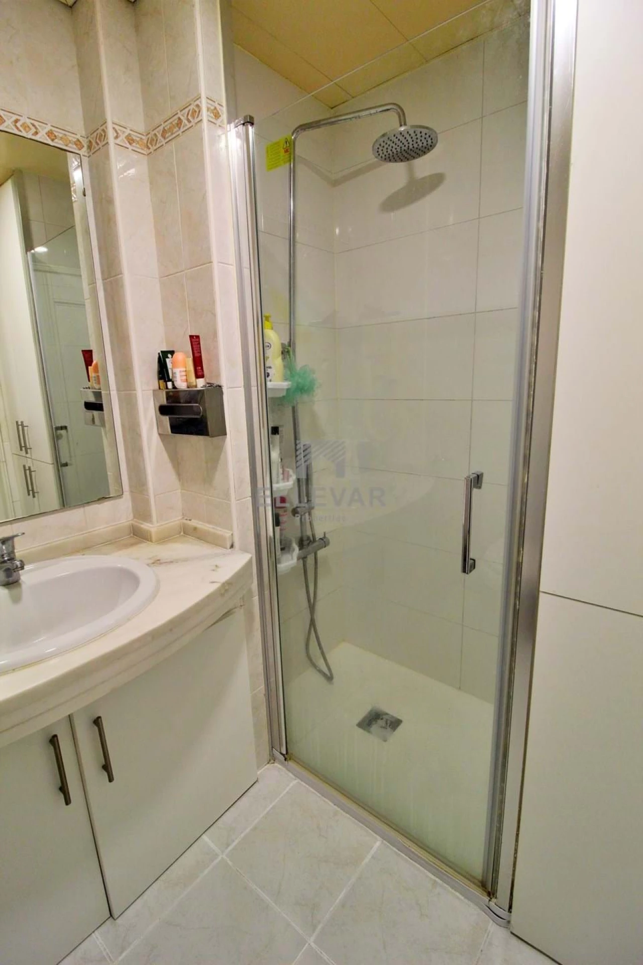 Apartamento T1 para Venda em São Martinho Foto 17