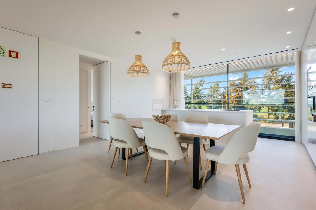 Apartamento T2 para Venda em Quarteira Foto 3