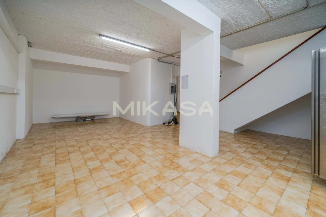 Negócio para Venda em Lagos (São Sebastião e Santa Maria) Foto 16