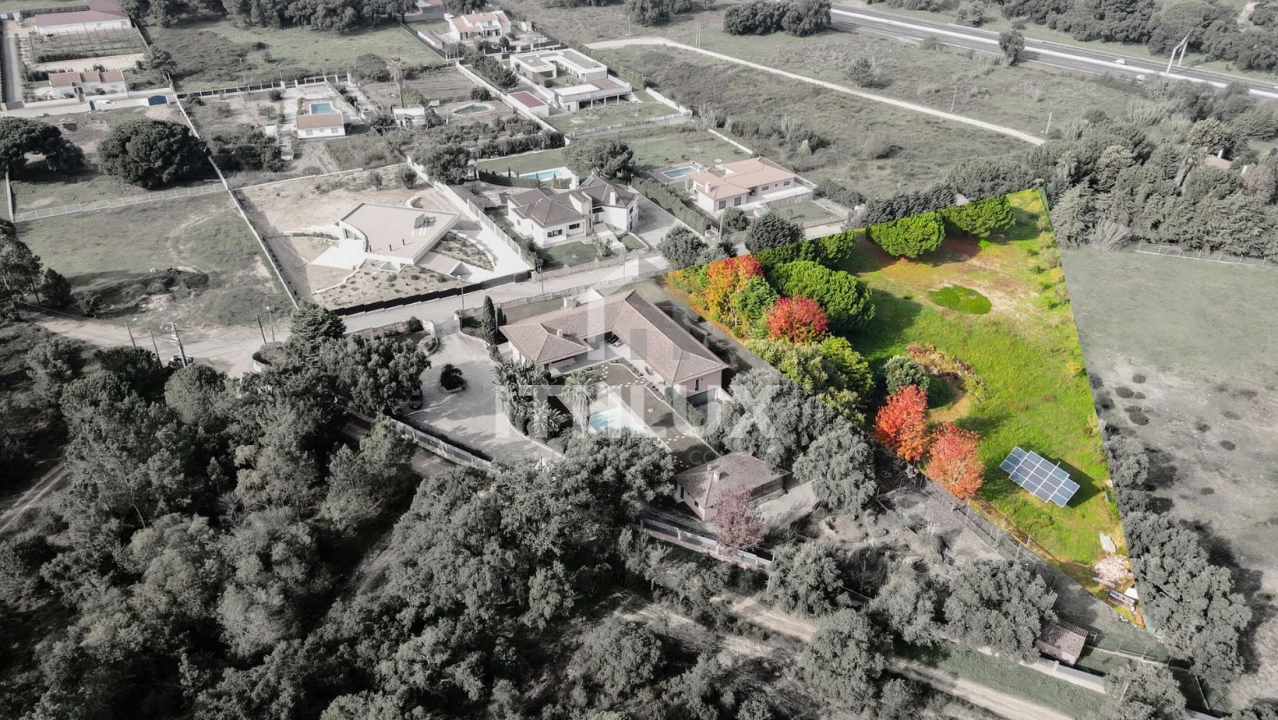 Terreno para Venda em Alhos Vedros Foto 1